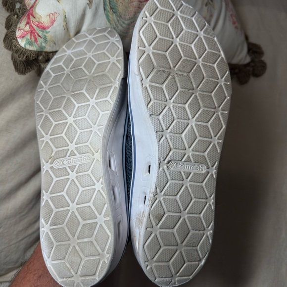 Columbia Men's Dark Blue Deck Shoes for lakes, ocean, fishing. Seldom worn. - Picture 6 of 6